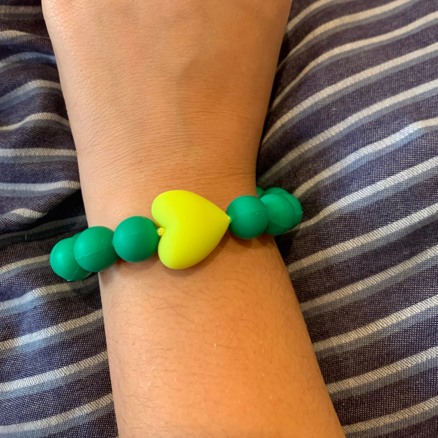 ChewBling Sensory Heart Chew Bracelet is a great chew option for kids and features a cute heart silicone bead. These chewelry bracelets have breakaway clasps making them easy to wear. Fashionable and chewable!