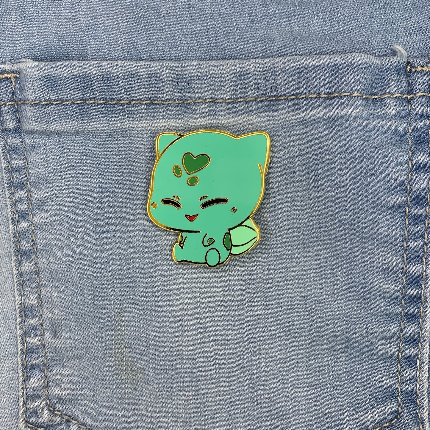 Chibi Bulbasaur Enamel Pin - Pokemon inspired