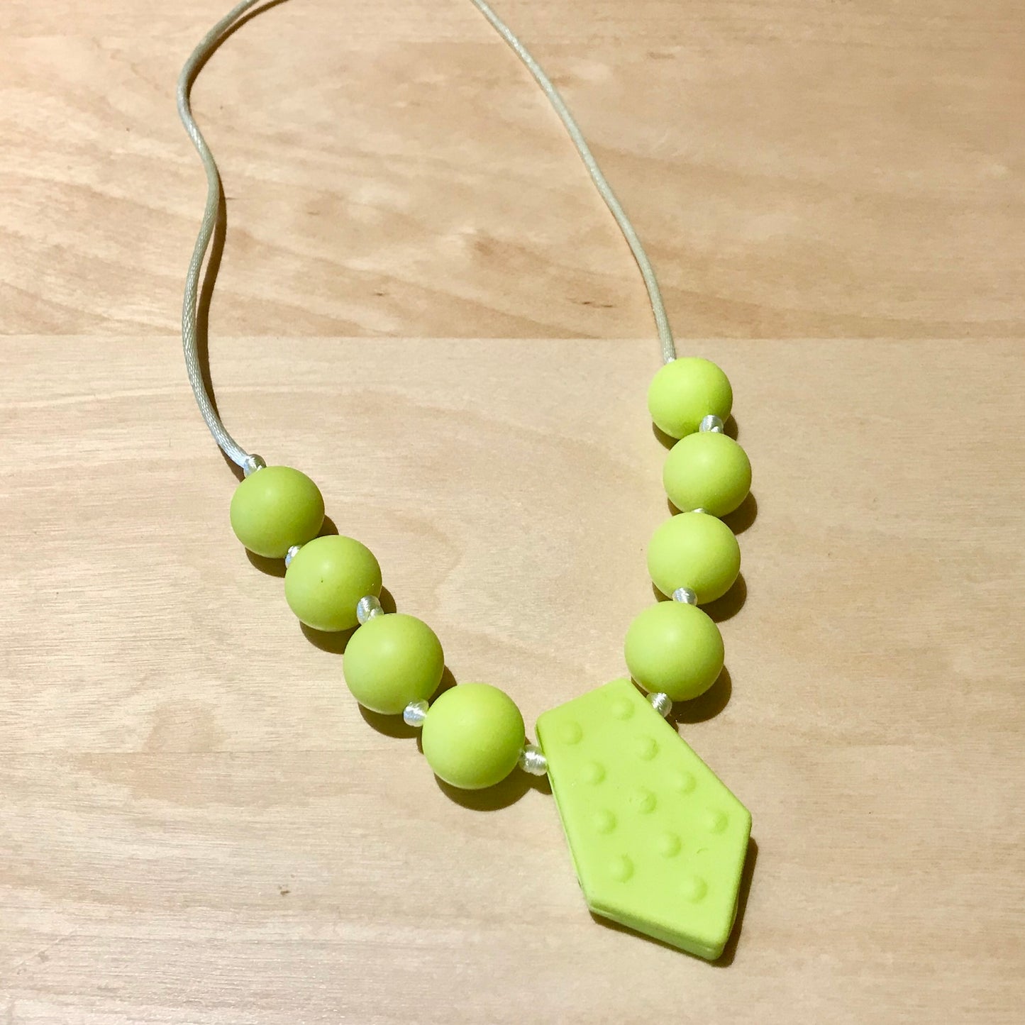 ChewBling Sensory Lime Green ARROW Chewelry Necklace for Children and Adults, Autism, Anxiety, ADHD